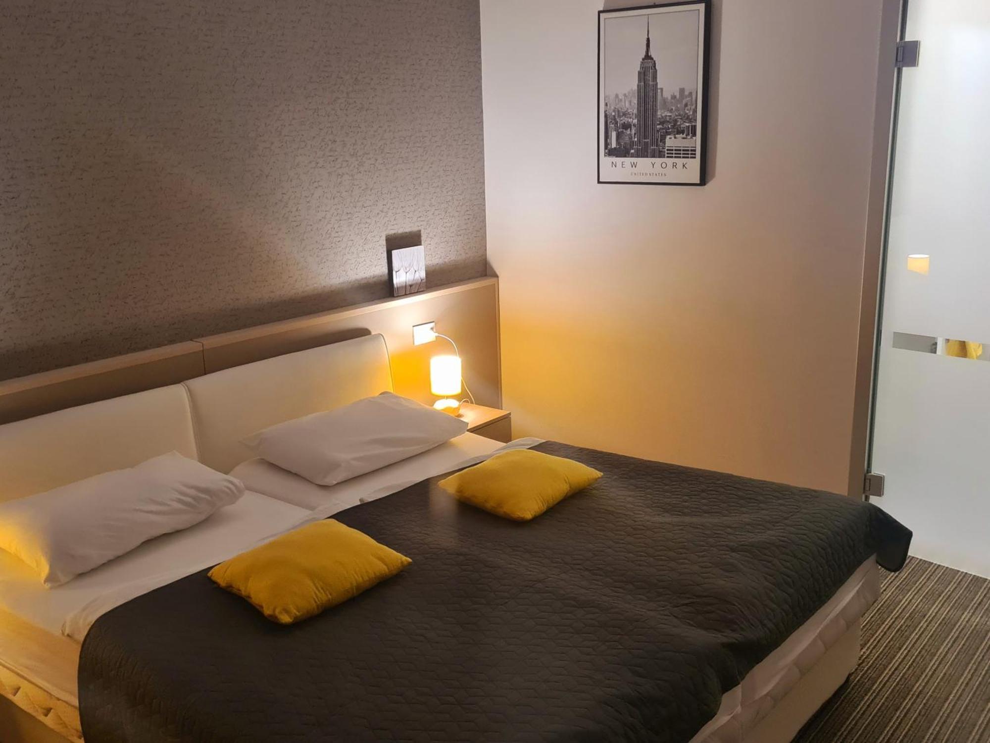 Bonitos, Sobe-Rooms Slavonski Brod Exterior photo